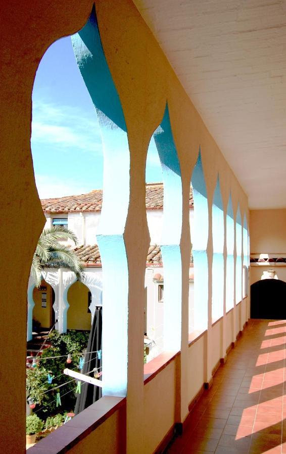 Hostal L'Estrella Palafrugell Extérieur photo