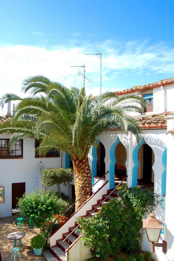 Hostal L'Estrella Palafrugell Extérieur photo