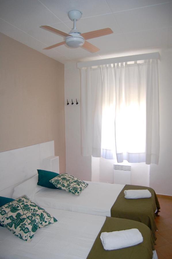 Hostal L'Estrella Palafrugell Extérieur photo