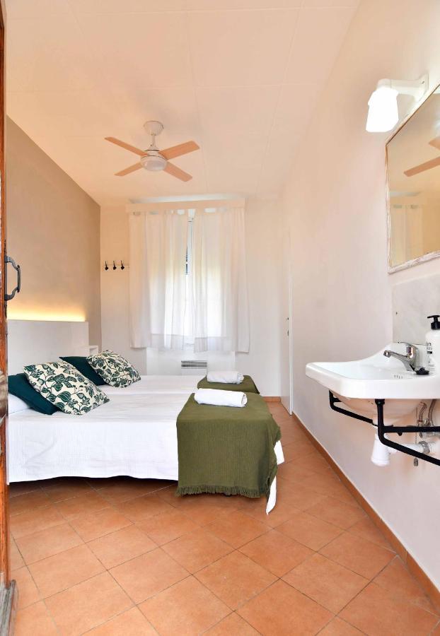 Hostal L'Estrella Palafrugell Extérieur photo