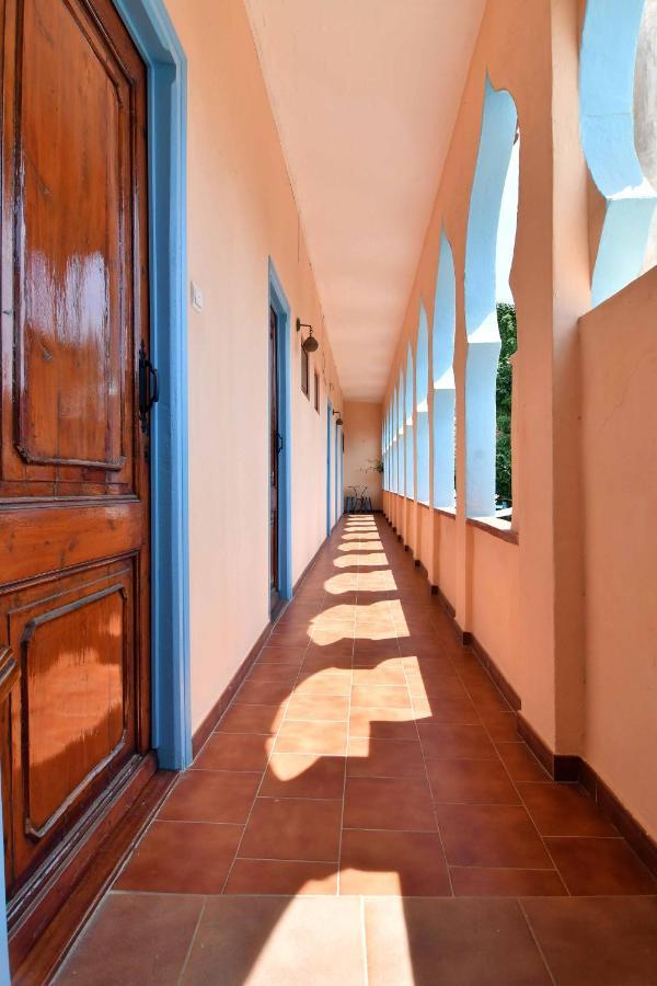 Hostal L'Estrella Palafrugell Extérieur photo