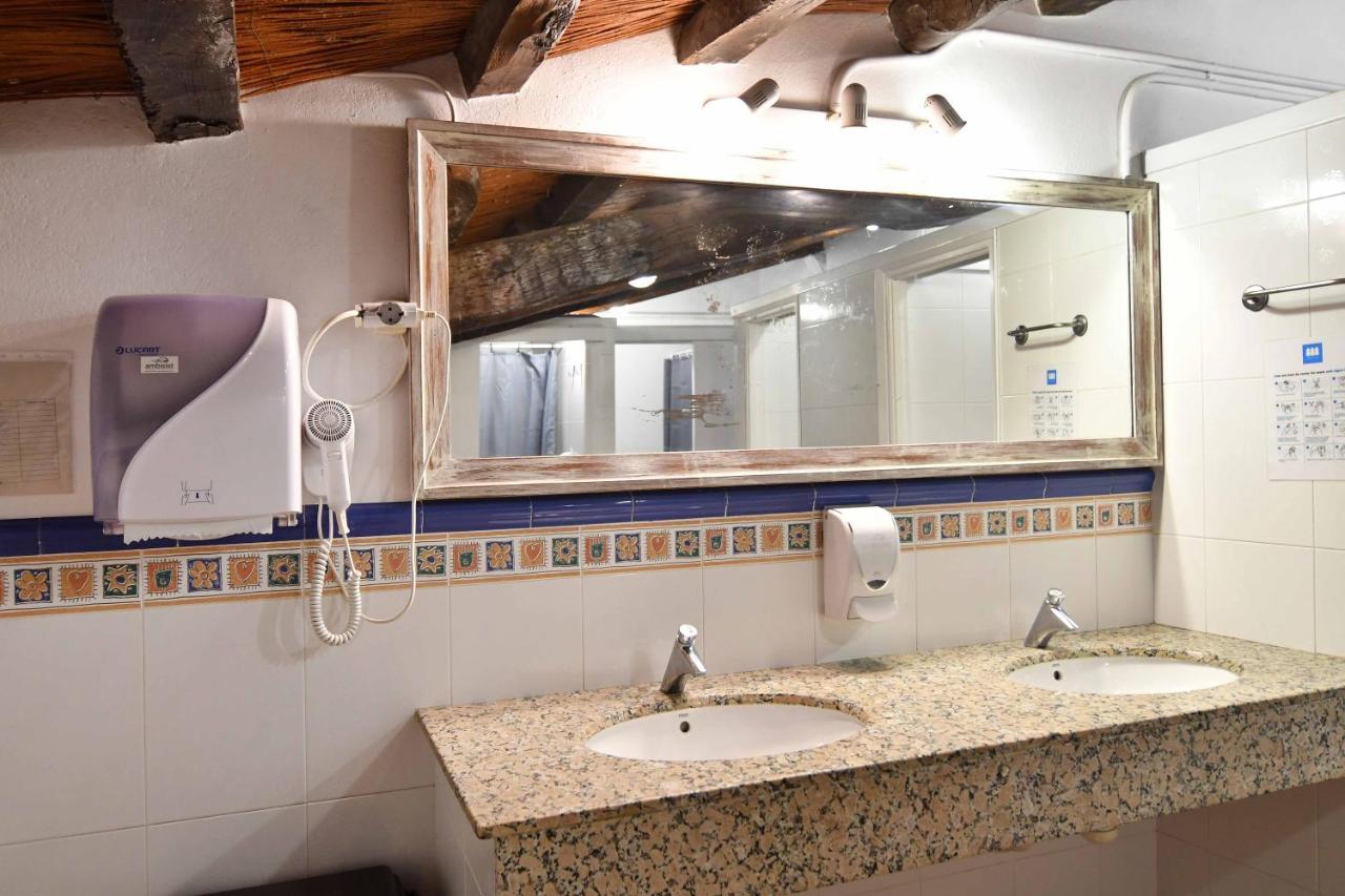 Hostal L'Estrella Palafrugell Extérieur photo