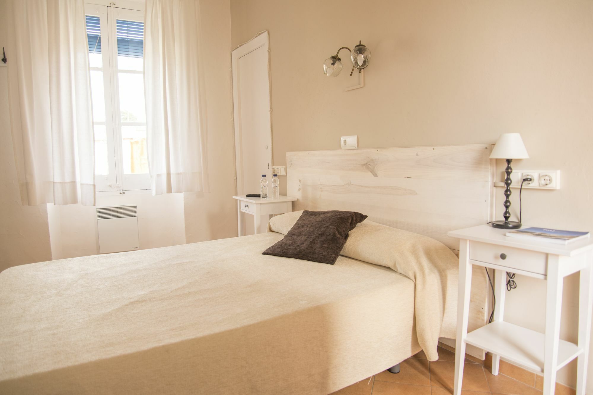 Hostal L'Estrella Palafrugell Extérieur photo